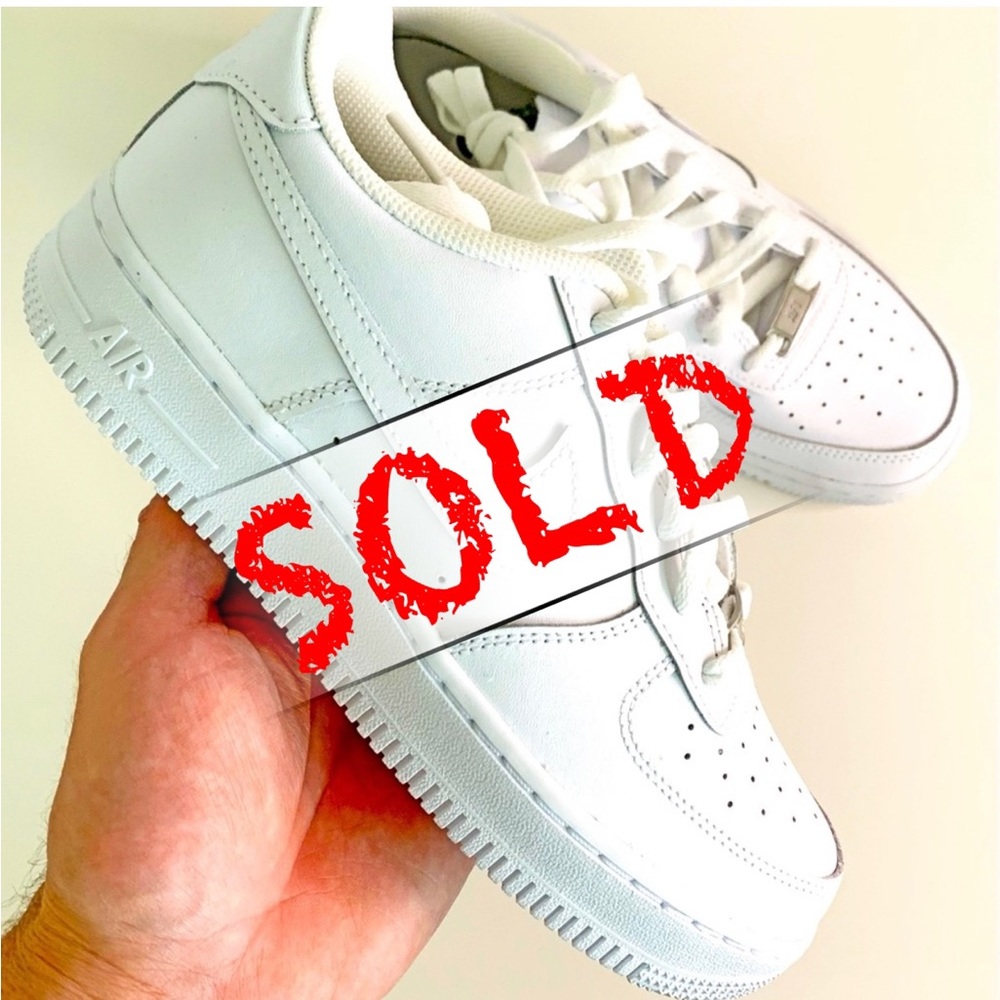 Nike ❌SOLD🎁Air Force 1 low womens 7.5 (J6)NEW Triple White